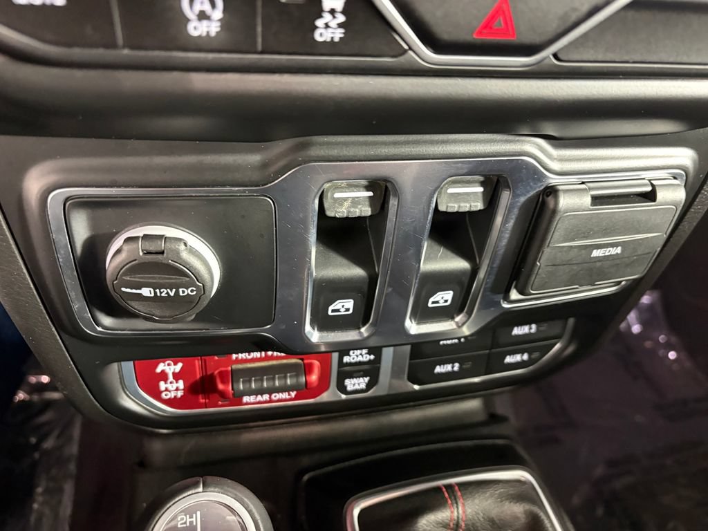Used 2021 Jeep Wrangler Rubicon AWD/4WD image 19