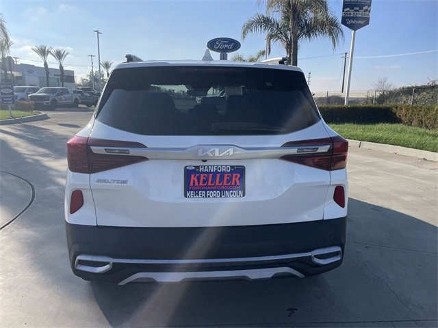 Used 2022 Kia Seltos EX image 7