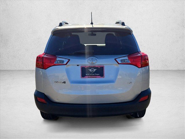 Used 2015 Toyota RAV4 LE FWD image 7