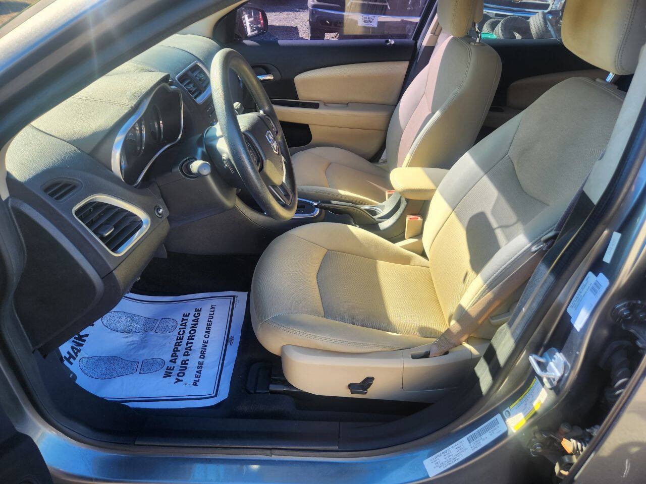 Used 2013 Dodge Avenger SE FWD image 10