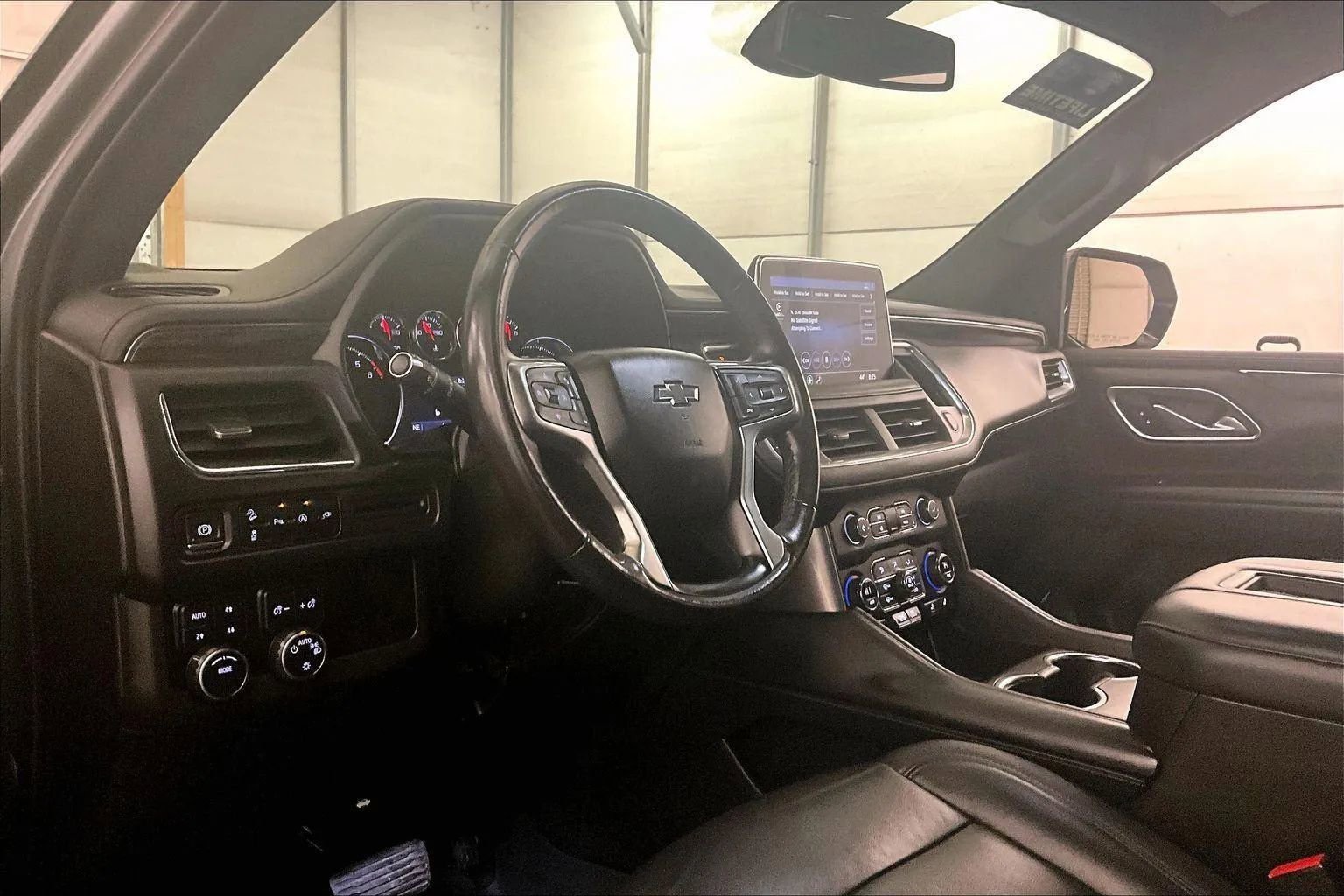 Used 2021 Chevrolet Tahoe Z71 image 12