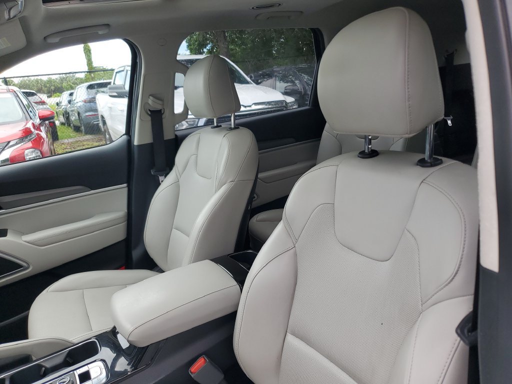 Used 2020 Kia Telluride S AWD/4WD image 19