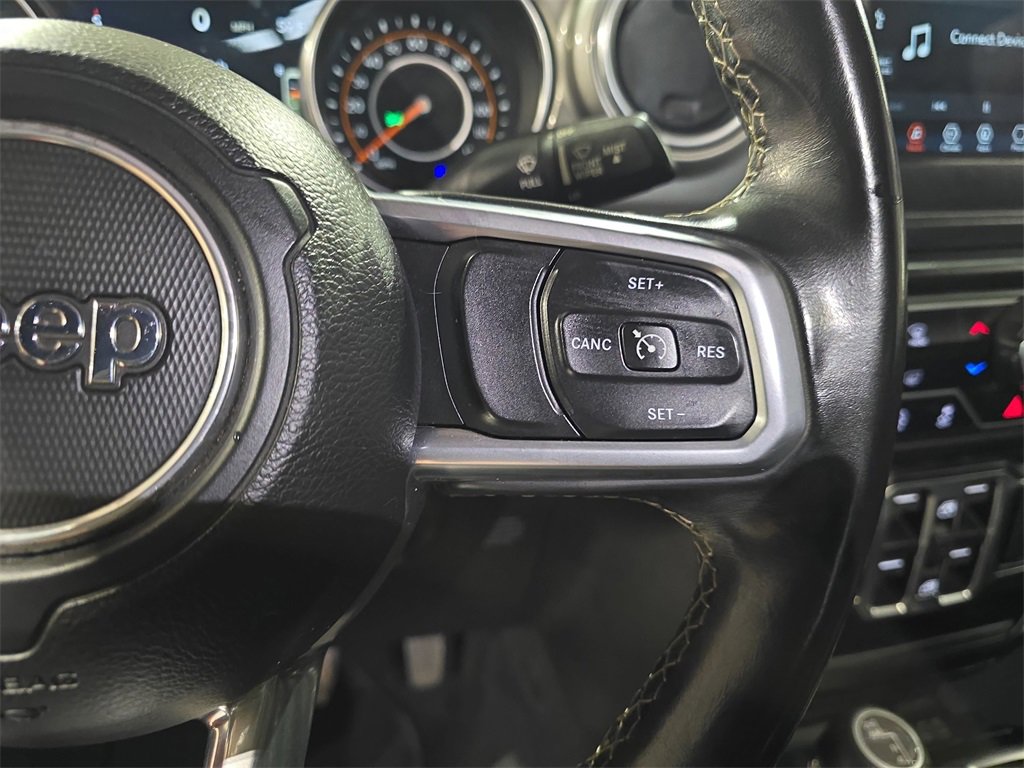 Used 2020 Jeep Gladiator Overland w/ Trailer Tow Package image 19