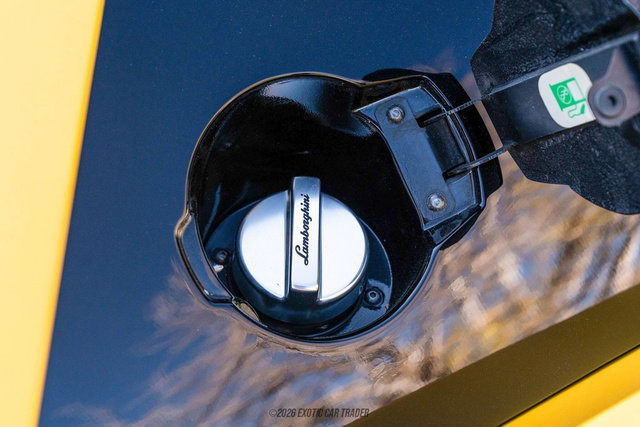 Used 2004 Lamborghini Murcielago Coupe image 48