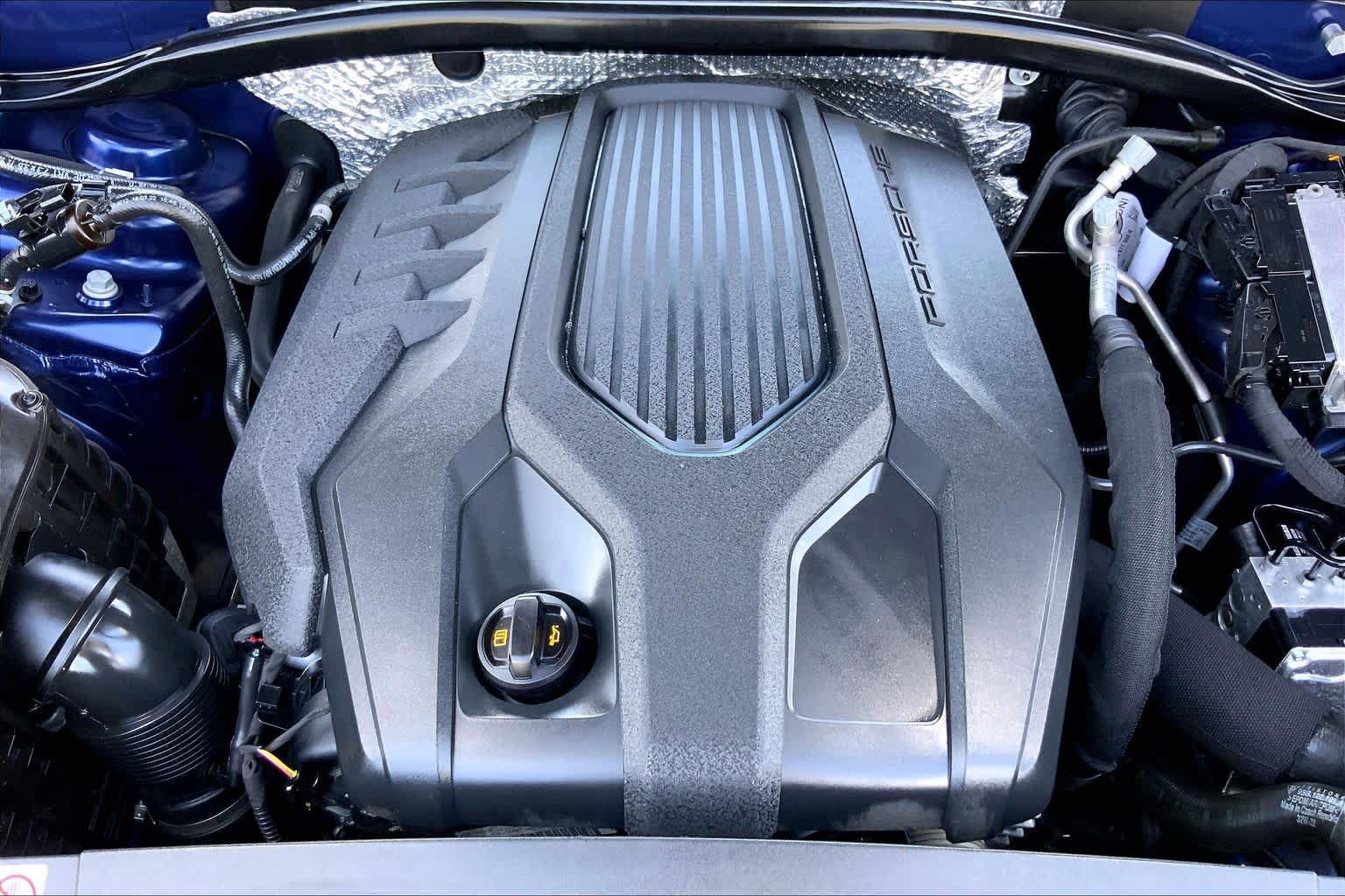 Used 2023 Porsche Macan Turbo AWD/4WD image 47