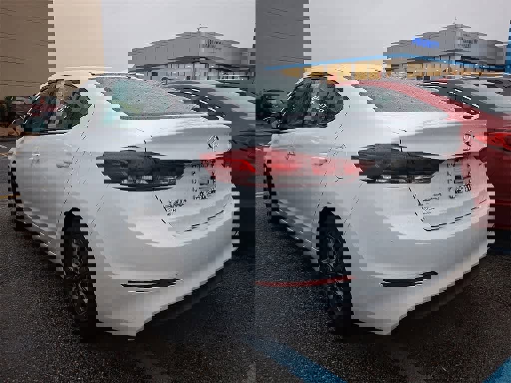 Used 2018 Hyundai Elantra Value Edition image 4