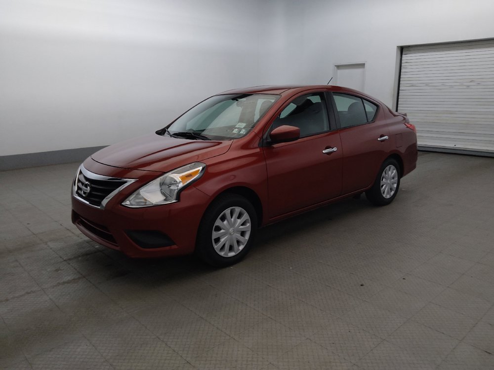 Used 2019 Nissan Versa SV FWD image 2