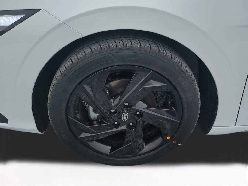 New 2026 Hyundai Elantra Sport image 11