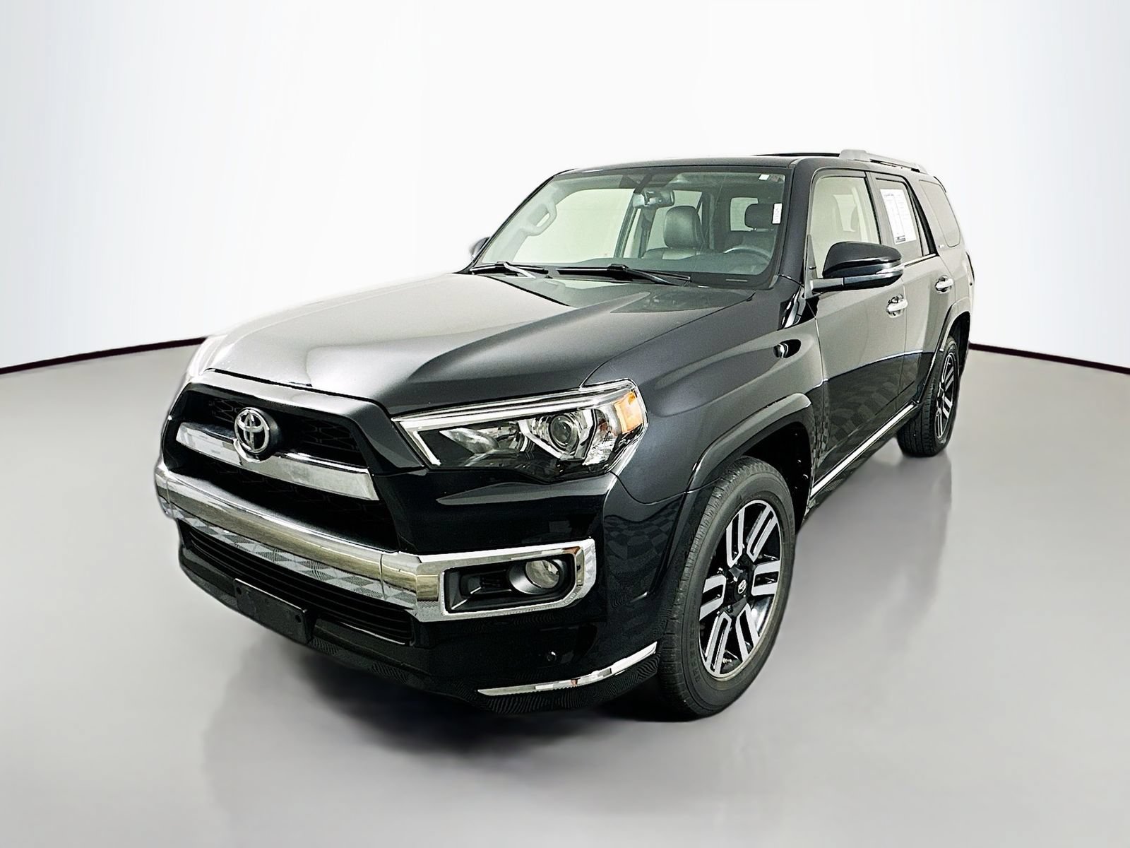 Used 2019 Toyota 4Runner Limited AWD/4WD image 3