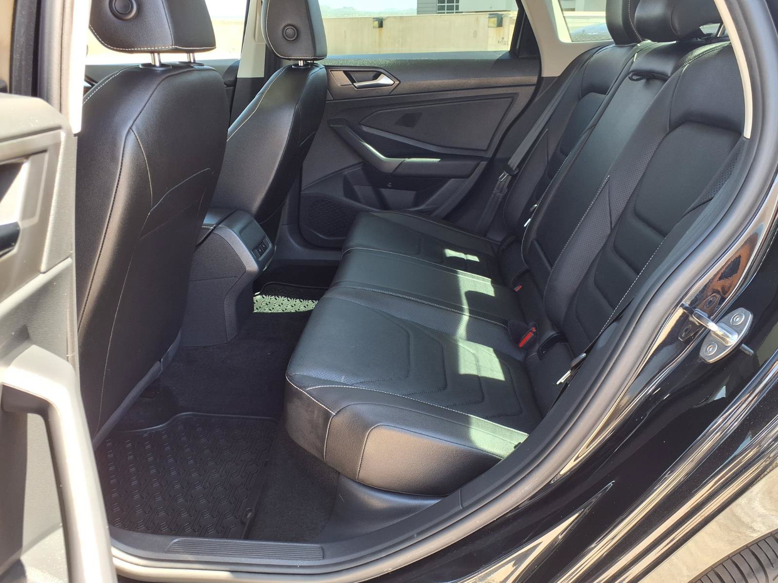 Used 2024 Volkswagen Jetta SEL FWD image 17