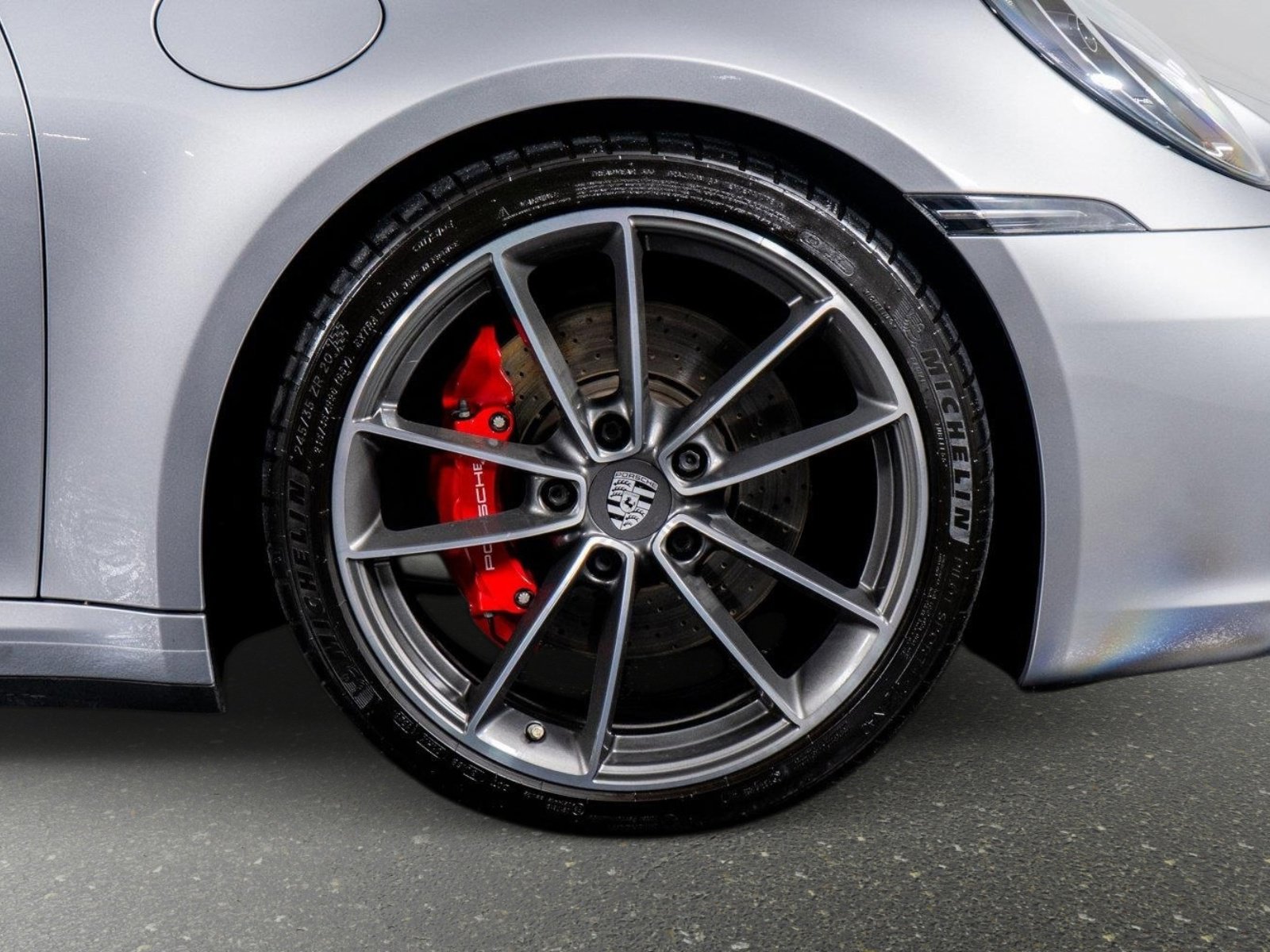 Used 2022 Porsche 911 Carrera S w/ Premium Package RWD image 7