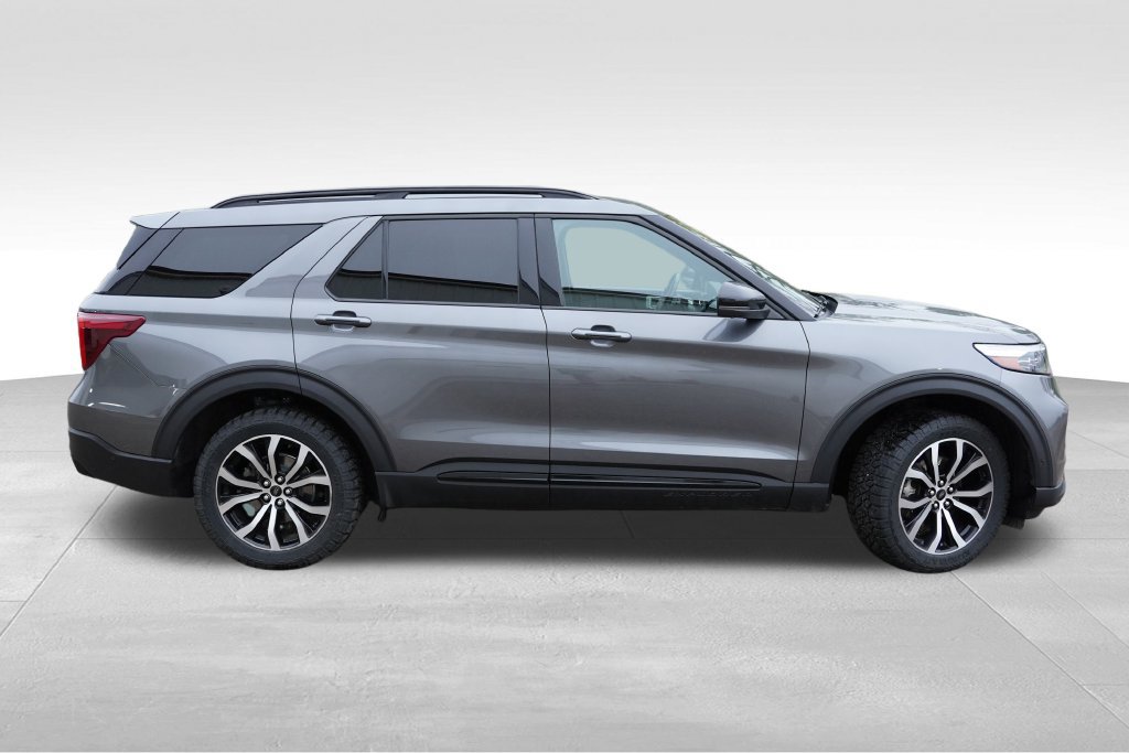 Certified 2021 Ford Explorer ST w/ Equipment Group 401A AWD/4WD image 4