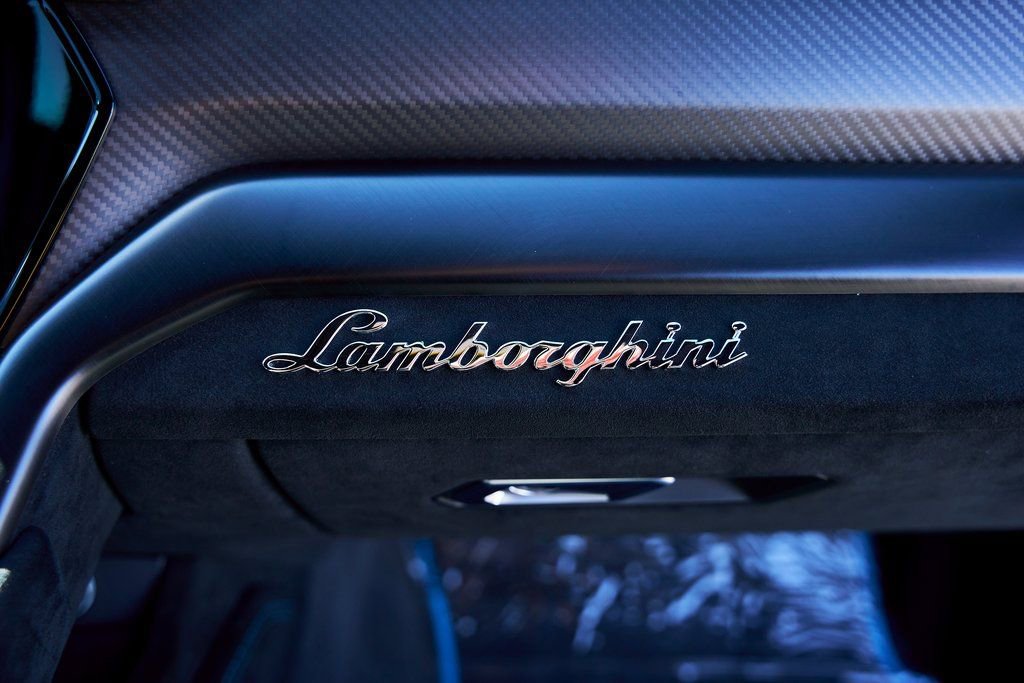 Used 2024 Lamborghini Urus Performante image 51