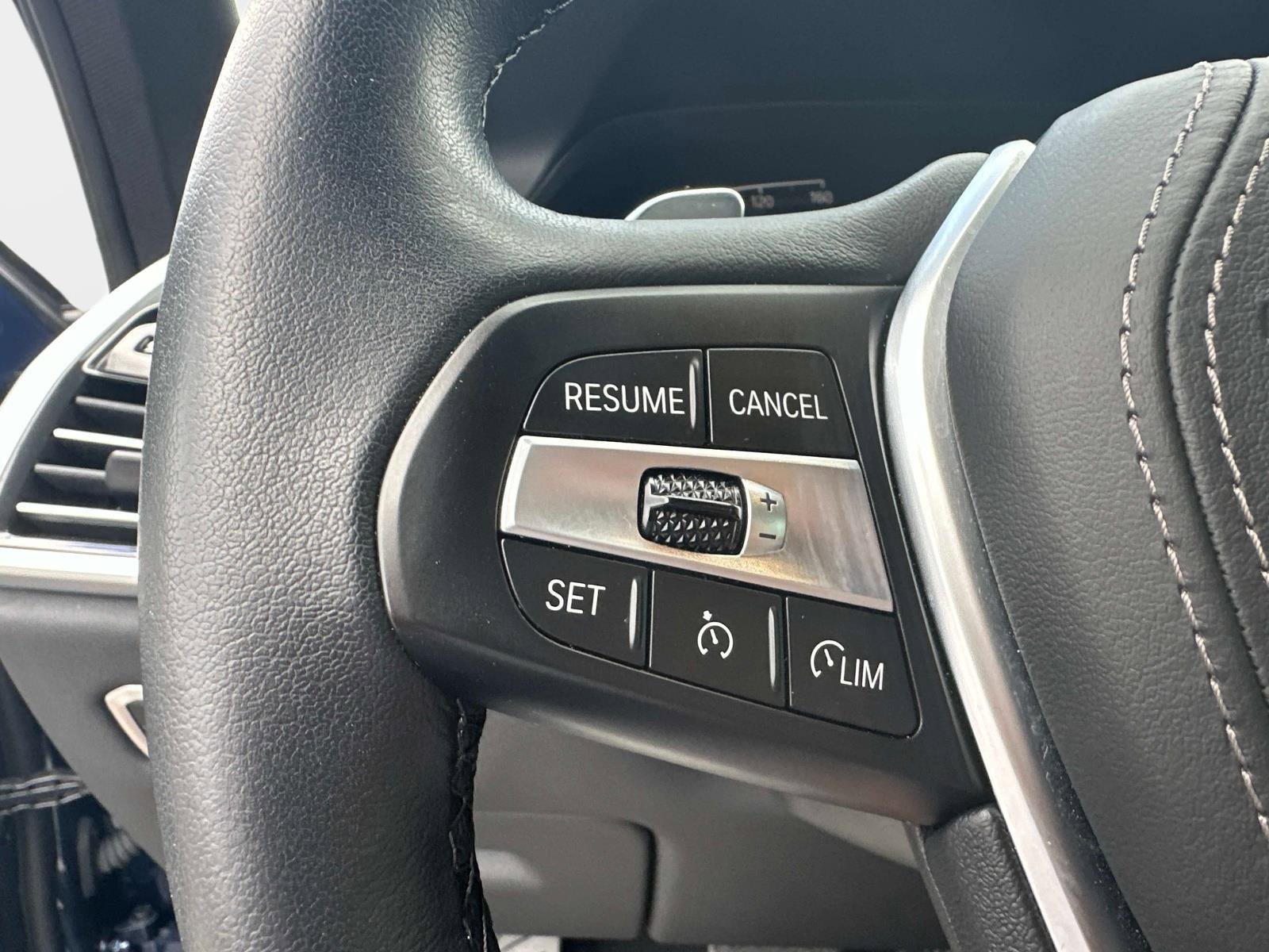 Used 2023 BMW X5 xDrive40i w/ Premium Package image 28