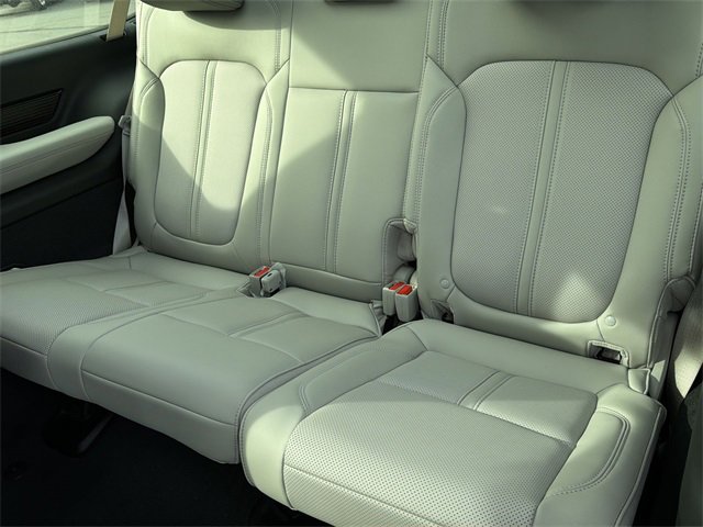 New 2026 Jeep Grand Wagoneer L Summit image 21