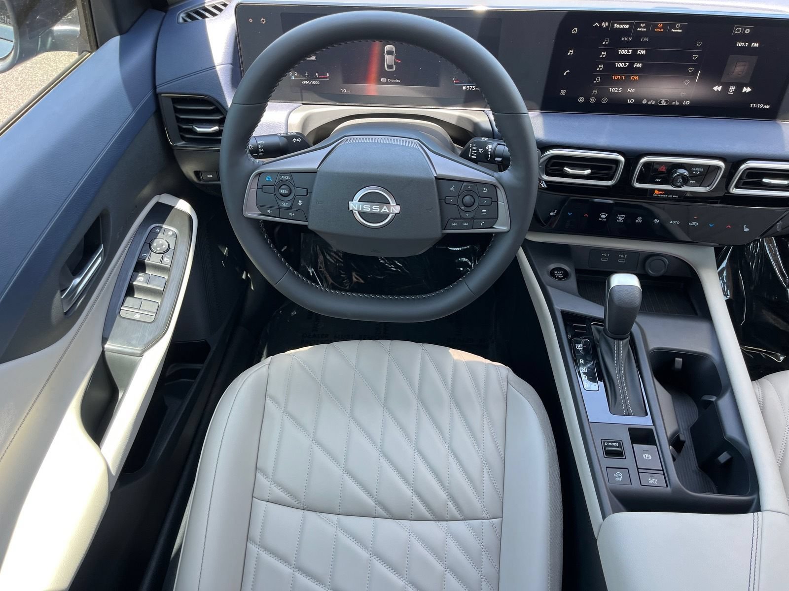 New 2026 Nissan Sentra SL w/ Floor Mat Package FWD image 13