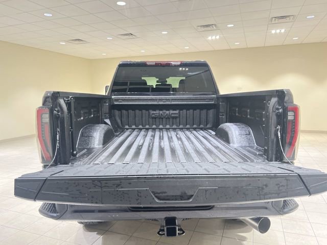Used 2025 GMC Sierra 2500 AT4 image 25