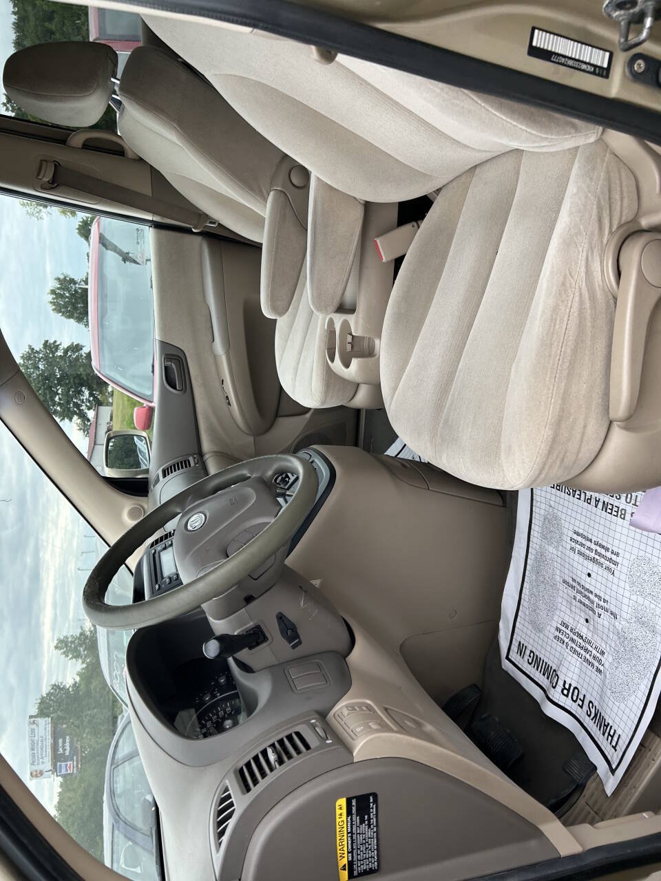 Used 2008 Kia Sedona LX FWD image 11