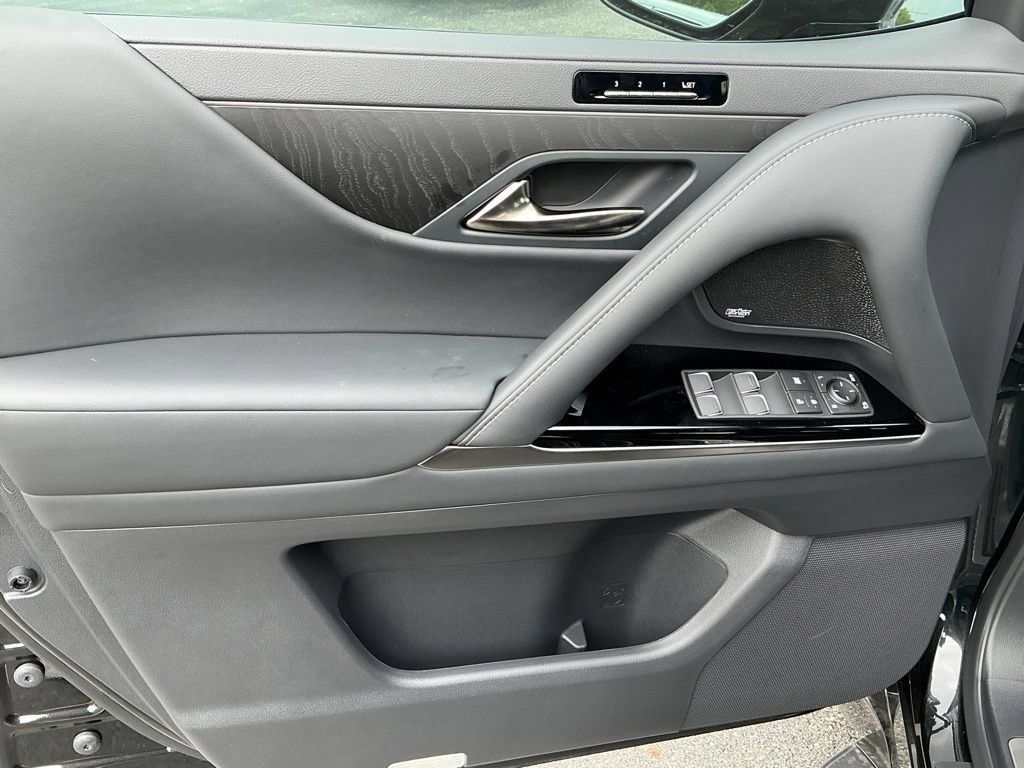 New 2026 Lexus LX 700h Luxury AWD/4WD image 10