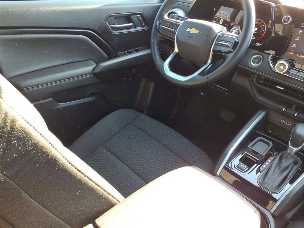 Used 2025 Chevrolet Colorado LT image 10