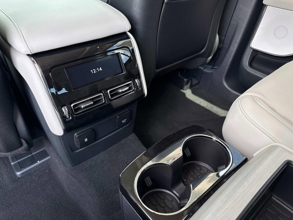 New 2025 Lincoln Aviator Reserve image 16