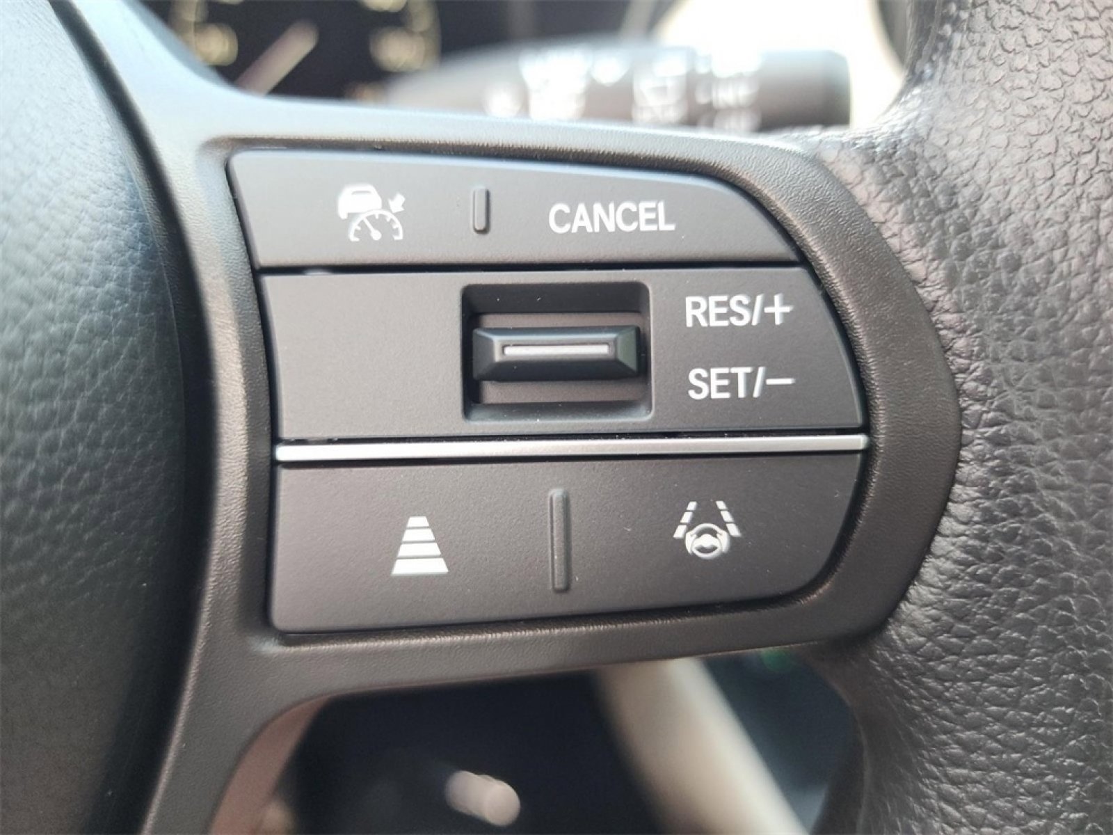 New 2026 Honda HR-V LX image 10