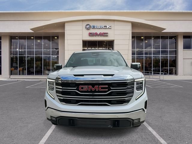 Used 2022 GMC Sierra 1500 SLT w/ SLT Convenience Package image 4