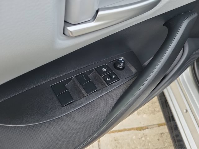 Used 2026 Toyota Corolla SE FWD image 13