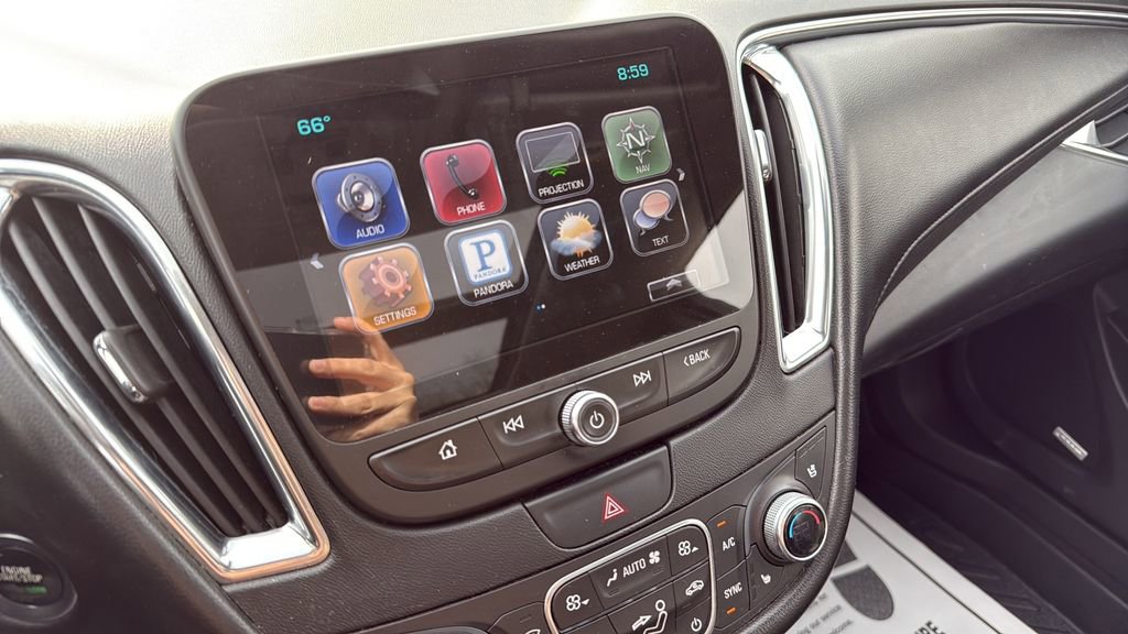 Used 2016 Chevrolet Malibu Premier w/ Driver Confidence Package II FWD image 26