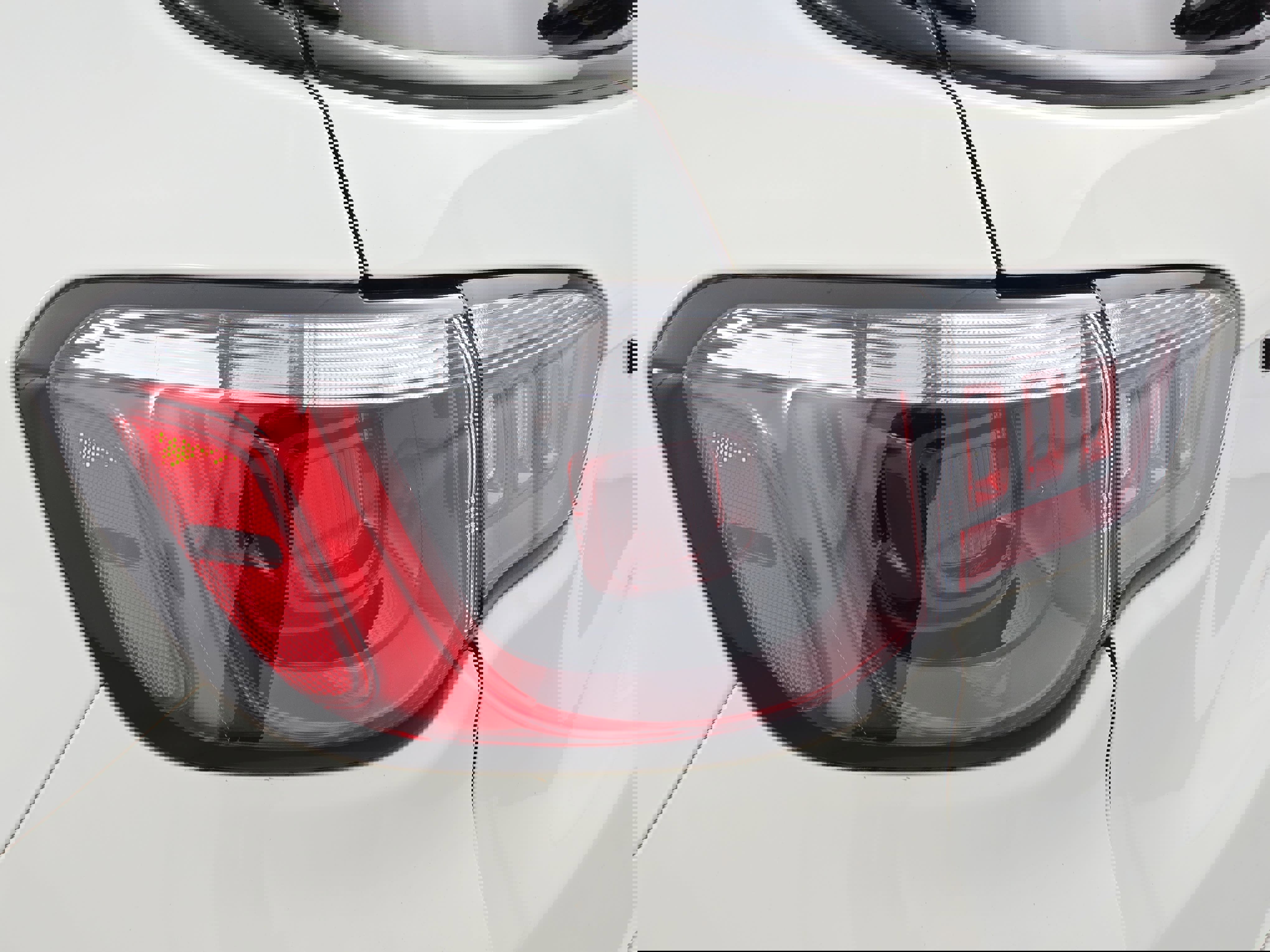 Used 2021 Jeep Compass Latitude image 32