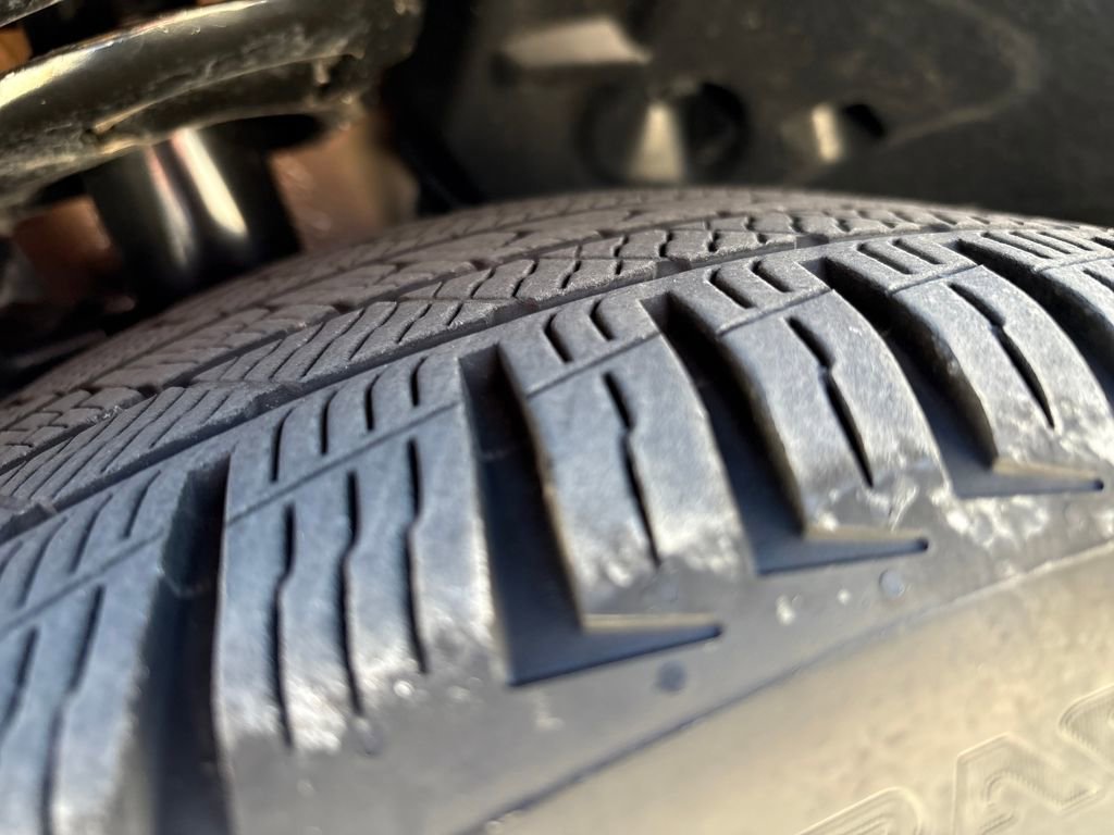 Used 2025 BMW M235i xDrive w/ Premium Package image 26