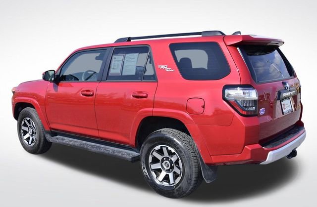 Certified 2024 Toyota 4Runner TRD Off-Road image 3