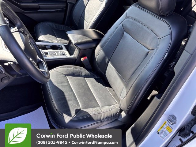 Used 2020 Ford Explorer Limited AWD/4WD image 25