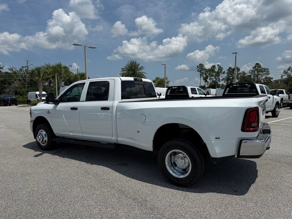New 2026 RAM 3500 Tradesman AWD/4WD image 5