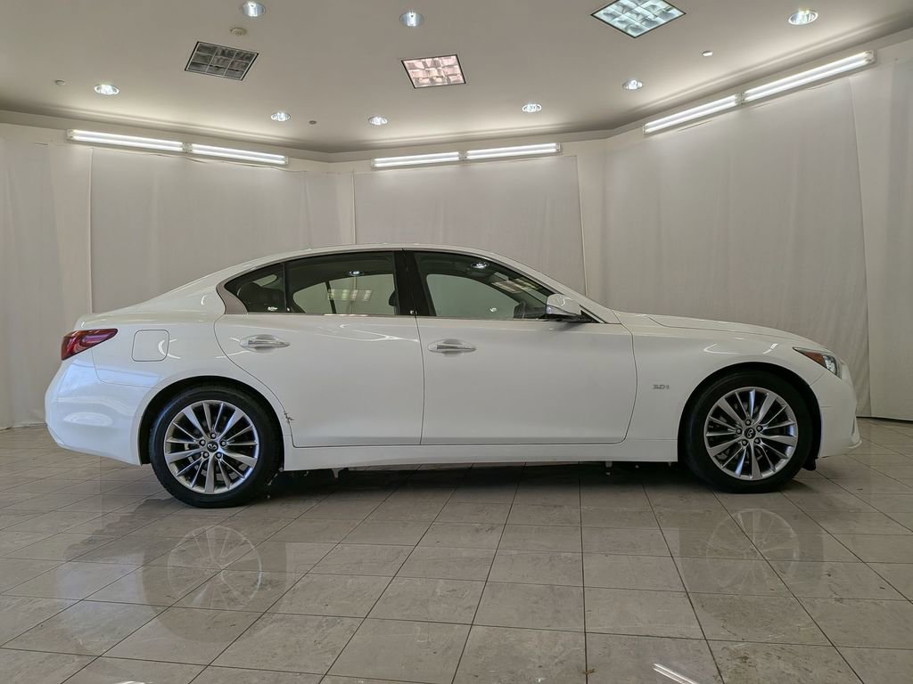 Used 2018 INFINITI Q50 Luxe w/ Sensory Package (Luxe) image 11