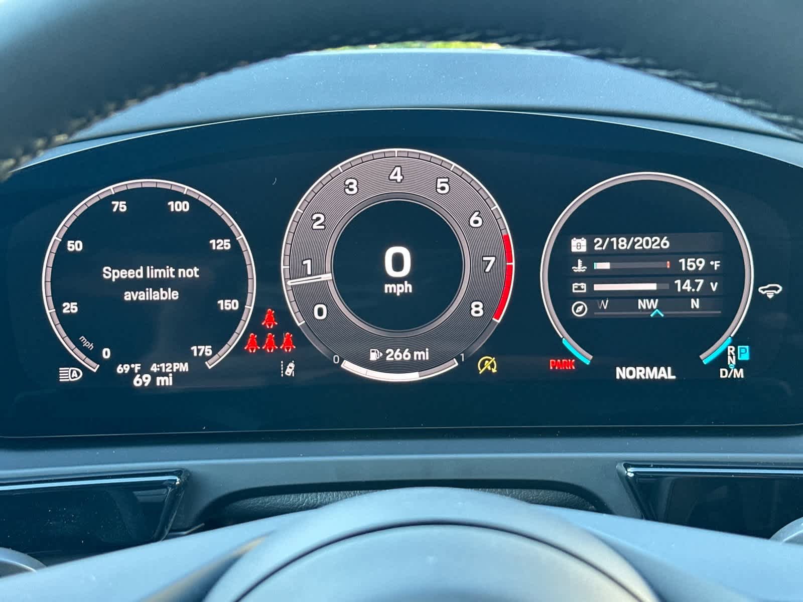 New 2025 Porsche Cayenne Coupe AWD/4WD image 30