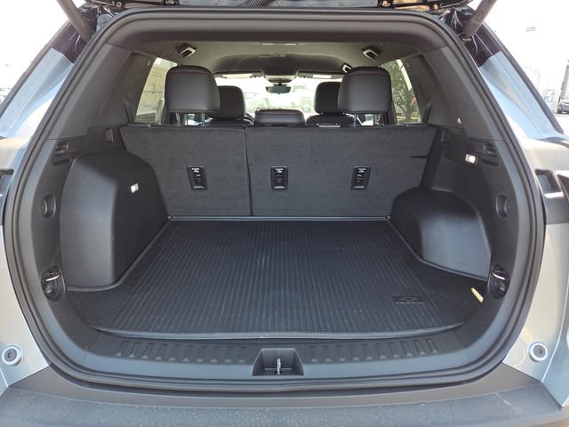 New 2027 Chevrolet Equinox RS w/ Safety and Technology Package FWD image 18