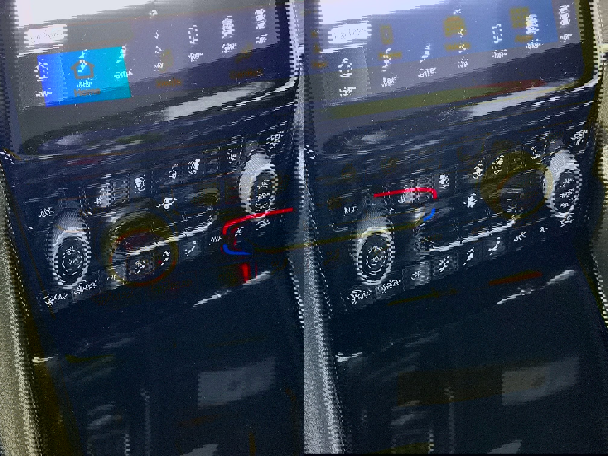 Used 2023 Jeep Grand Cherokee Summit w/ Advanced Protech Group IV image 19