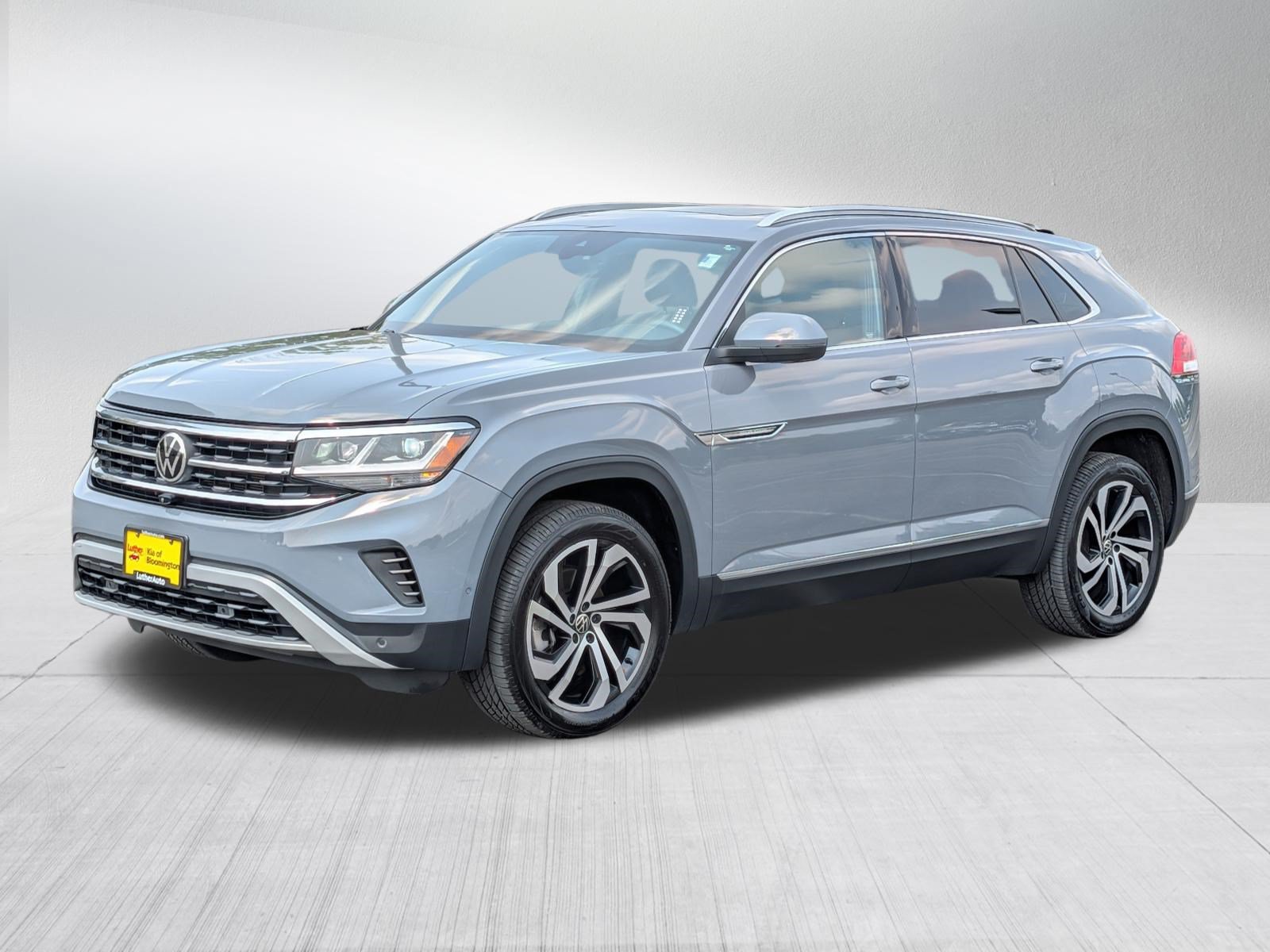 Used 2021 Volkswagen Atlas Cross Sport SEL Premium w/ Cross Sport MDO Package AWD/4WD image 3