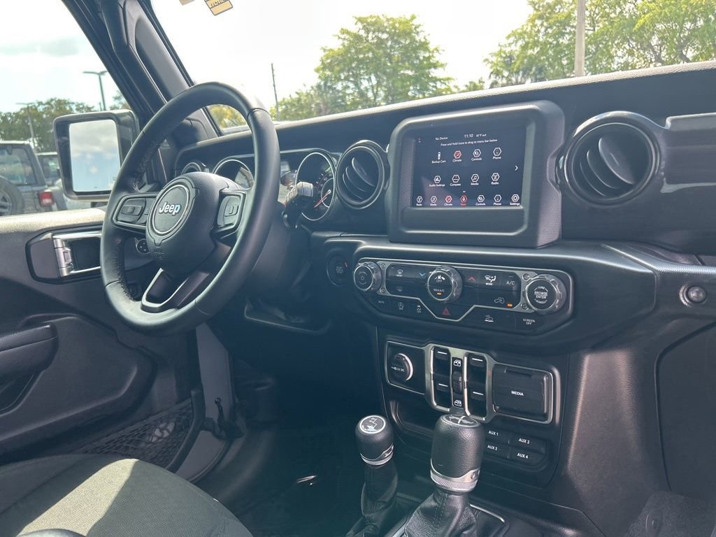 Used 2022 Jeep Wrangler Unlimited Sport image 25