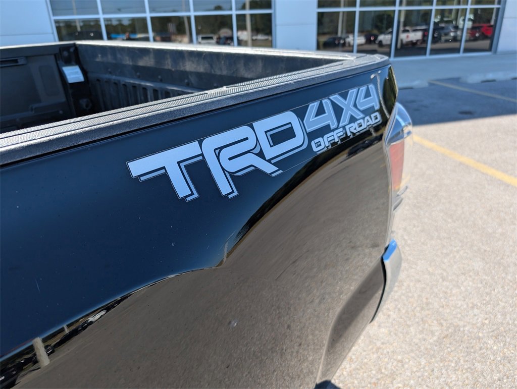 Used 2021 Toyota Tacoma TRD Off-Road image 33