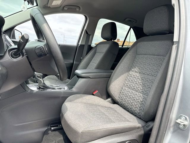 Used 2024 Chevrolet Equinox LT image 11