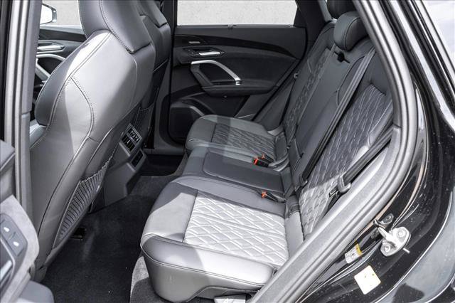 New 2026 Audi SQ5 Premium Plus AWD/4WD image 21