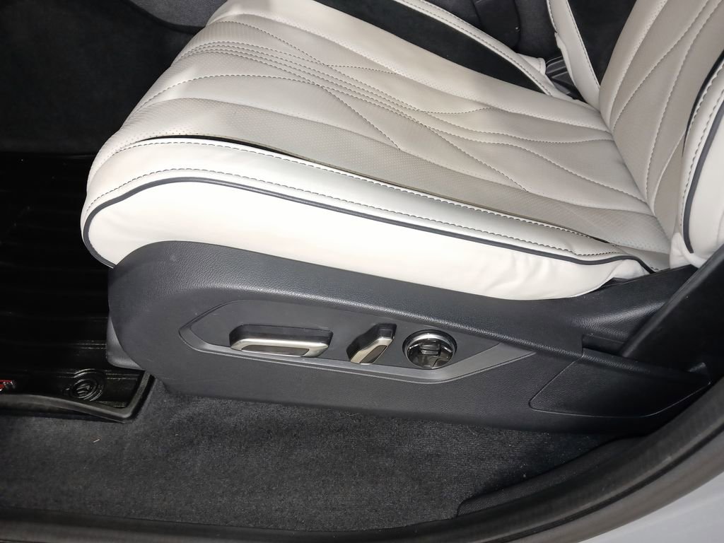 Used 2025 Acura MDX Type S image 18