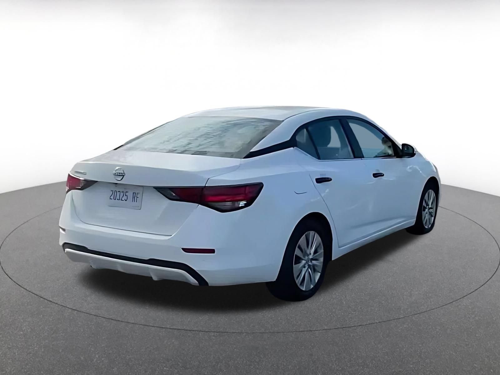 Used 2025 Nissan Sentra S FWD image 10
