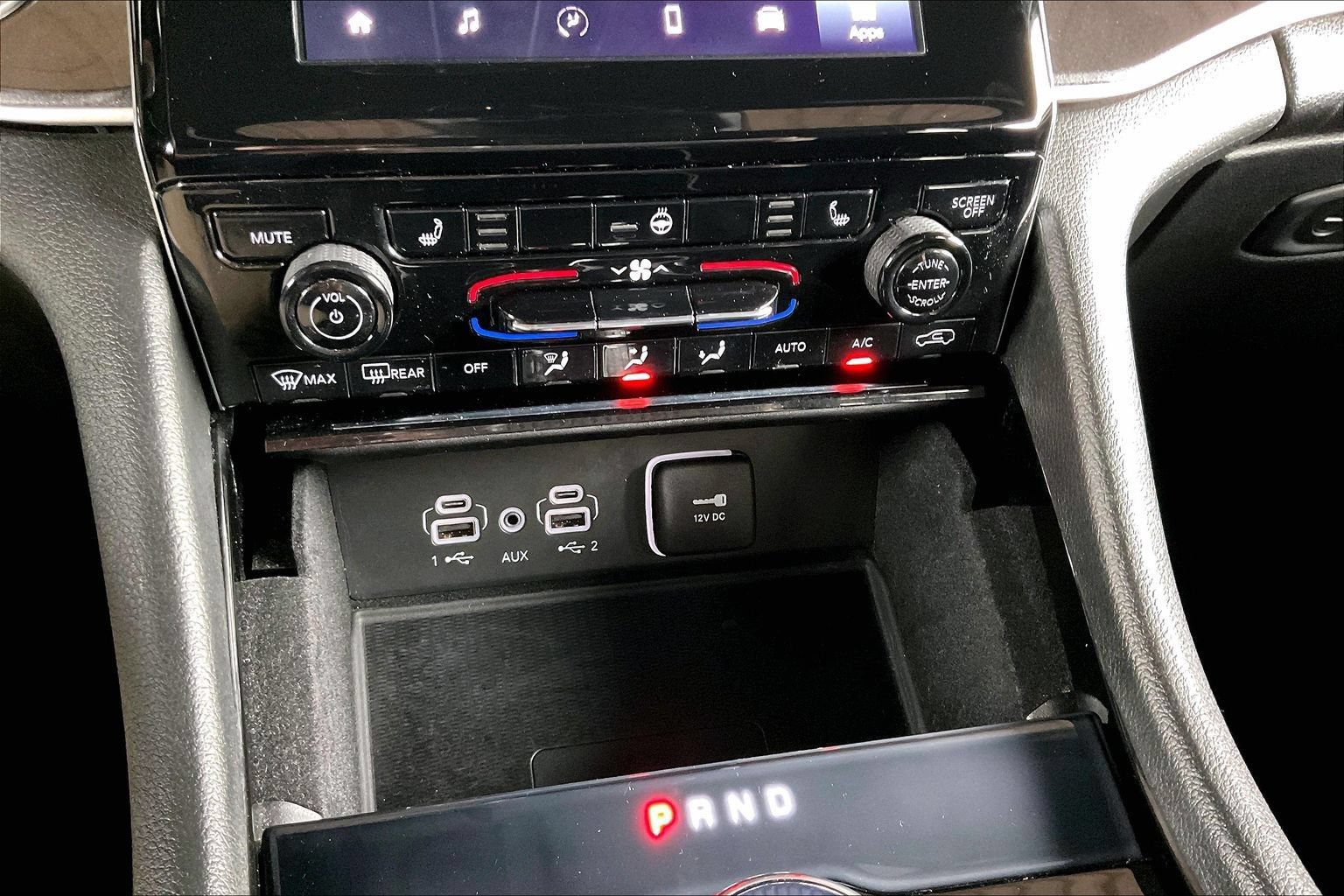 Used 2021 Jeep Grand Cherokee L Laredo AWD/4WD image 15