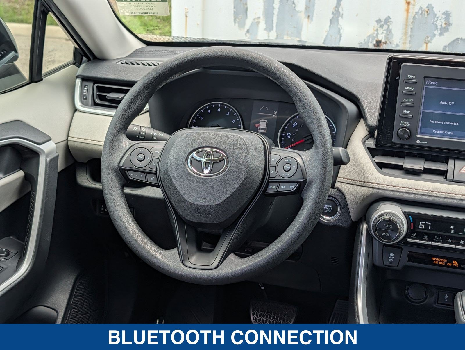 Used 2020 Toyota RAV4 XLE AWD/4WD image 17
