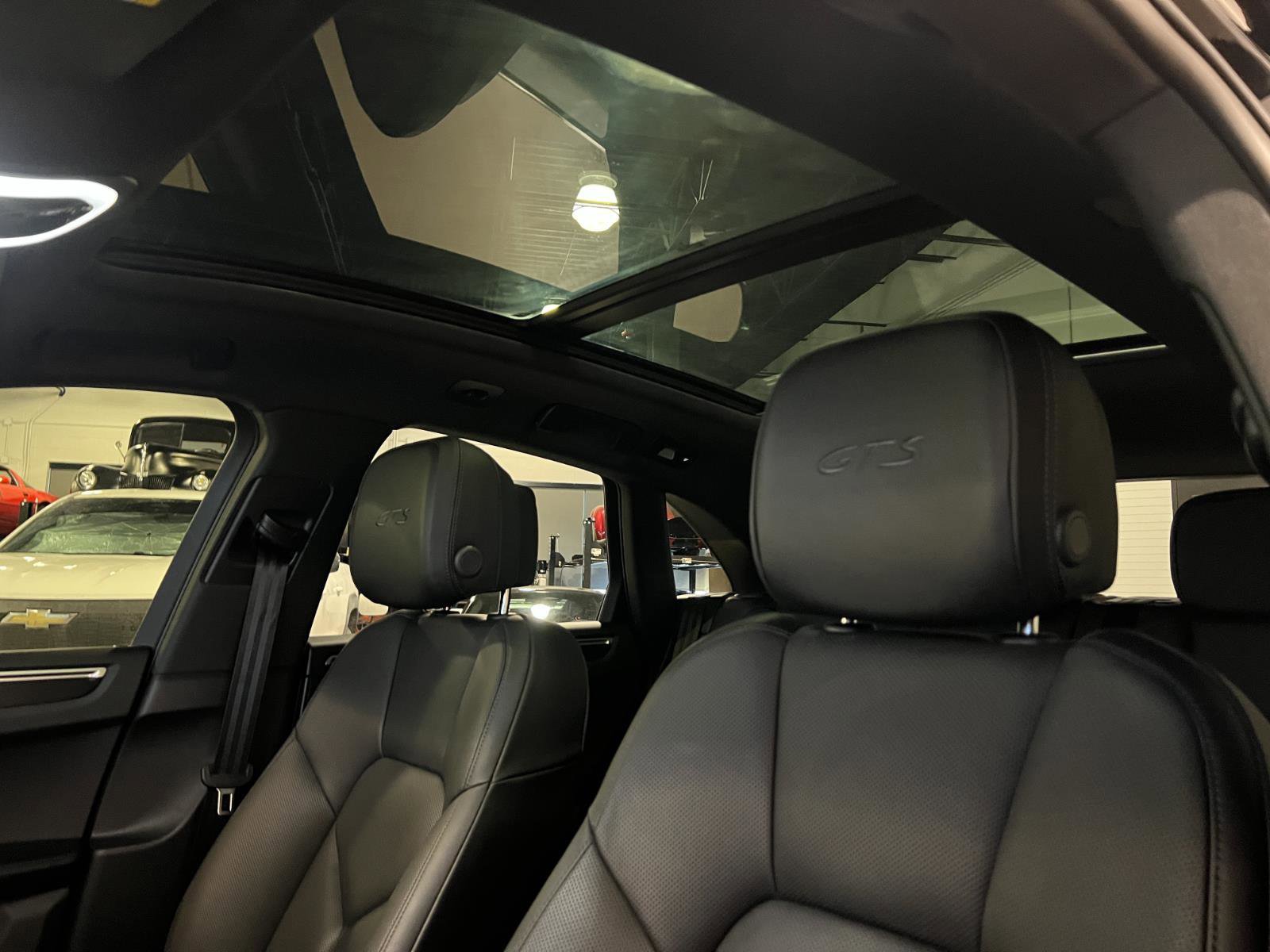 Used 2024 Porsche Macan GTS image 23