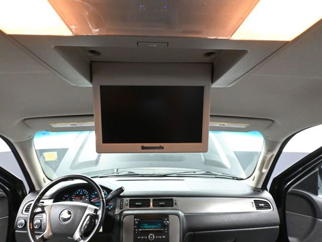 Used 2008 Chevrolet Suburban LT w/ LT Preferred Equipment Group image 38
