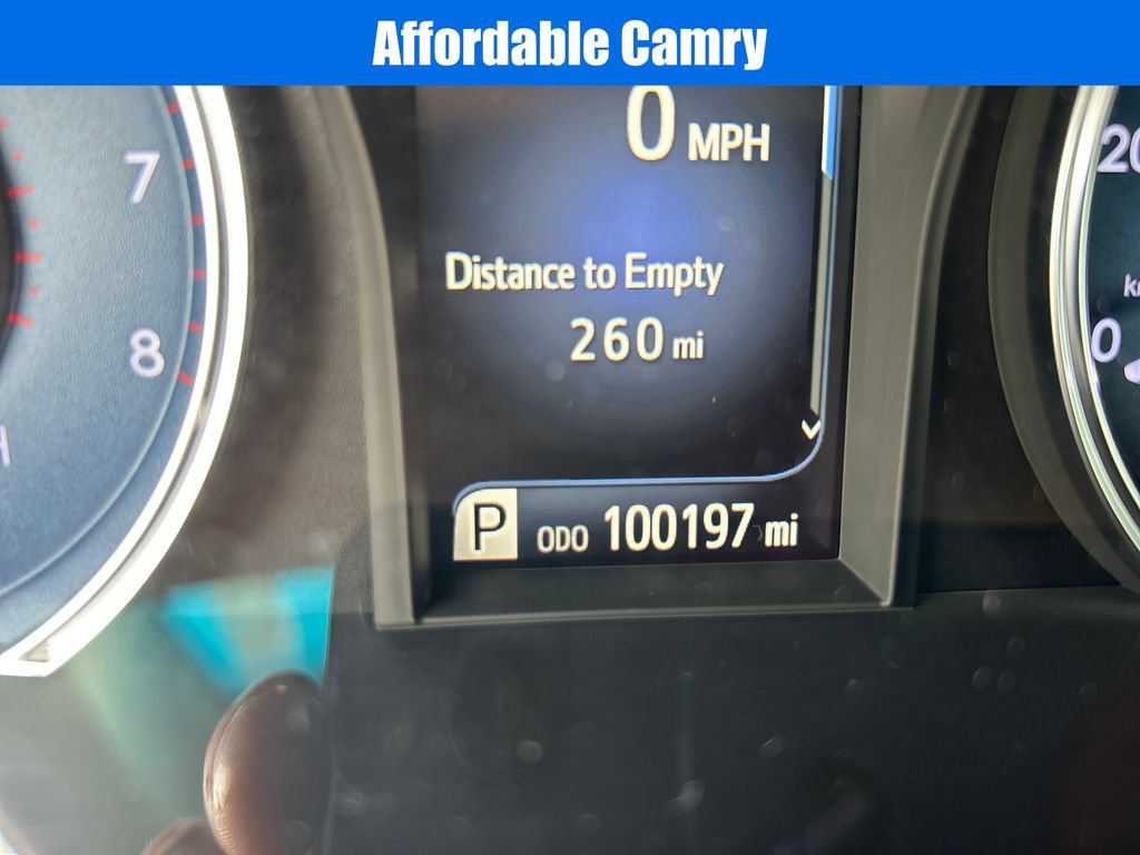 Used 2017 Toyota Camry LE FWD image 17
